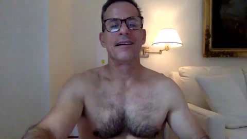 nakedsuperman1234  17-12-2022